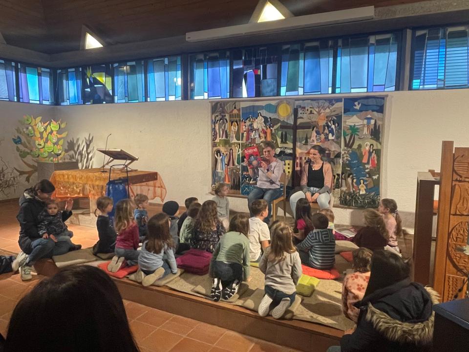Gut besuchtes Fiire mit de Chliine