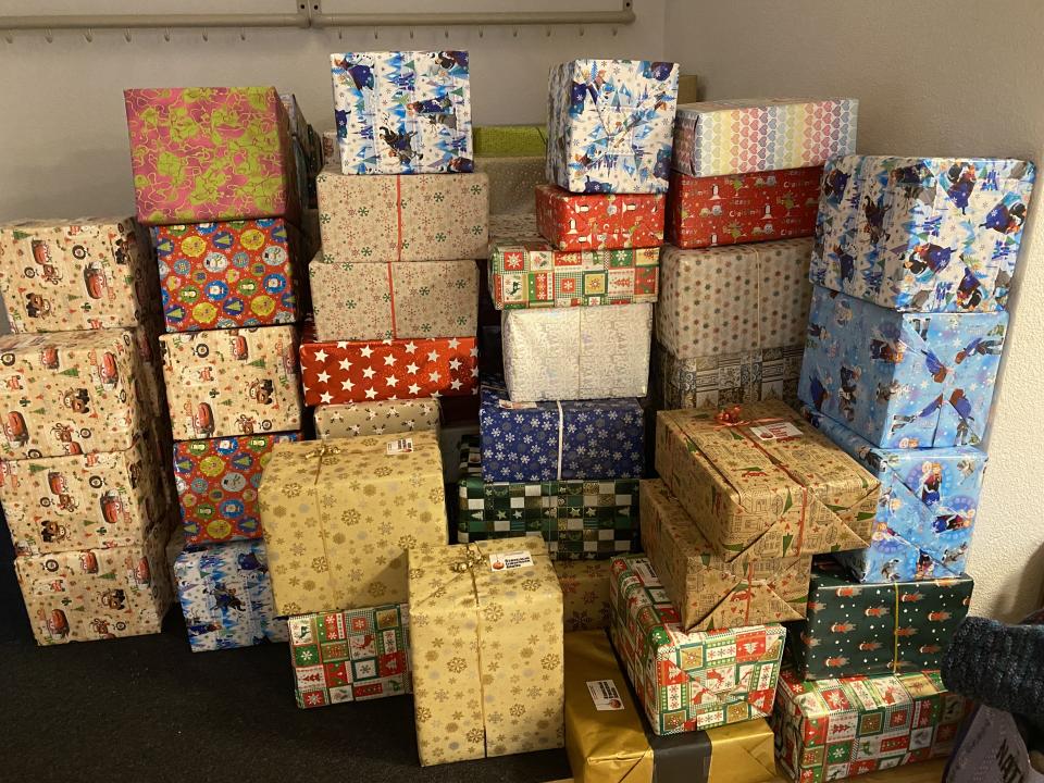 Diese Pakete werden Freude und Hoffnung bringen.