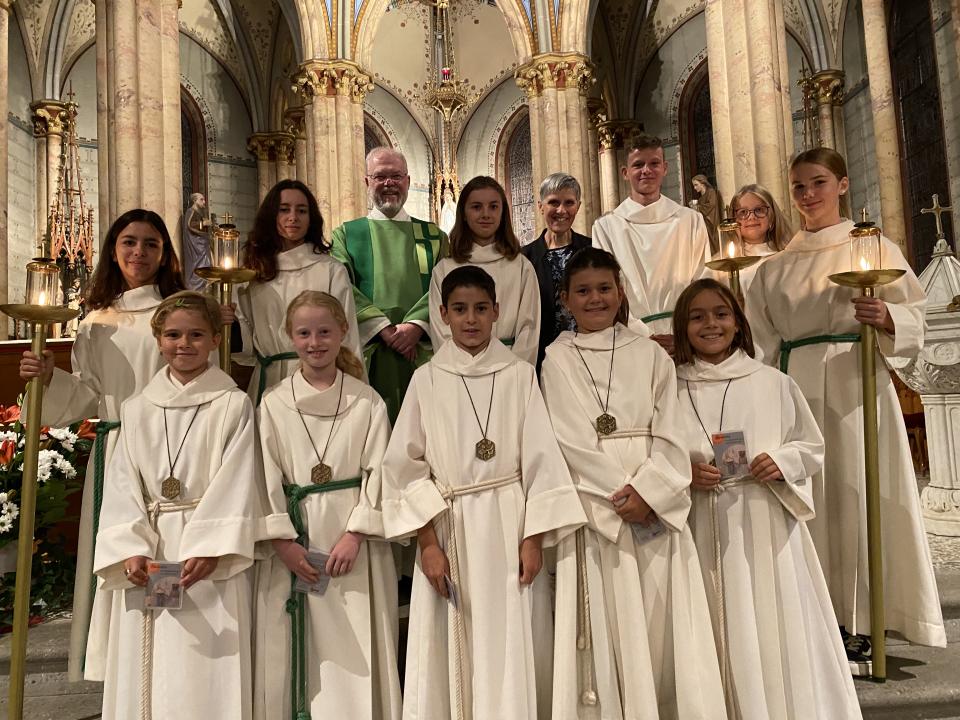 Scheidende und Neuaufgenommene Minis beieinander