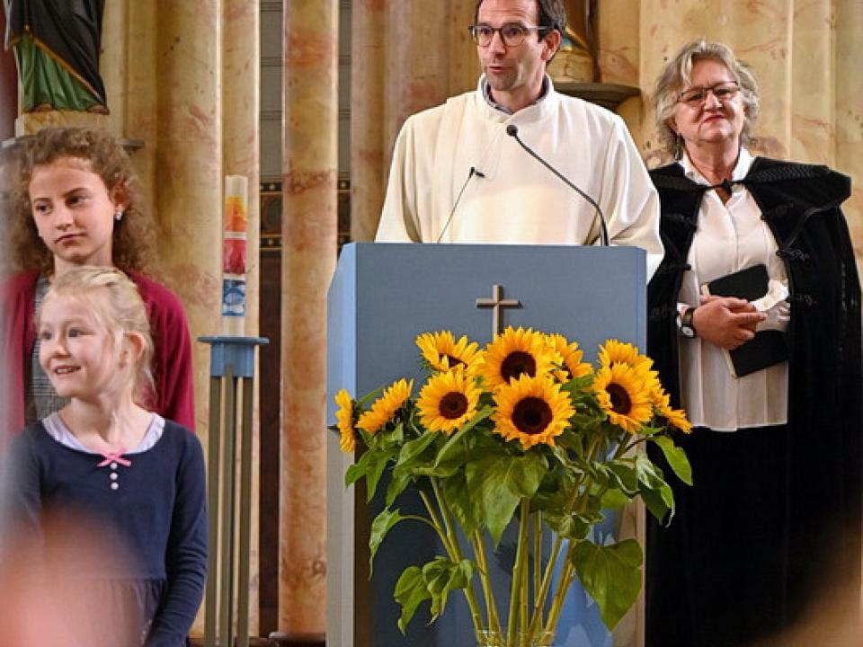 Erntedank-GD Simon Bachmann und Tünde Basler