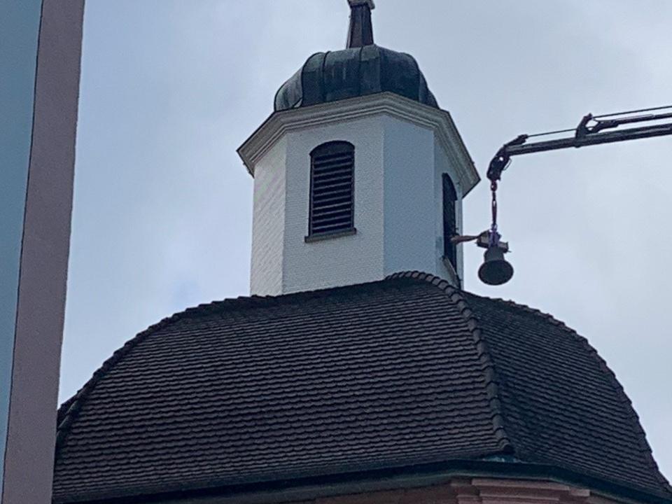 Griff nach der Glocke