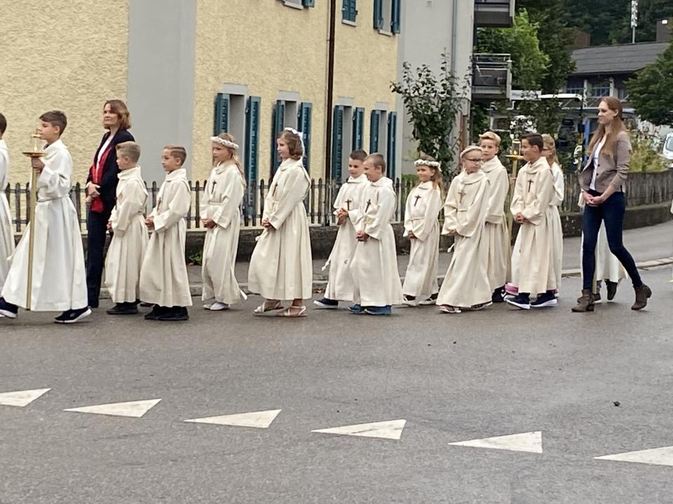 Einzug Dussnanger Kinder