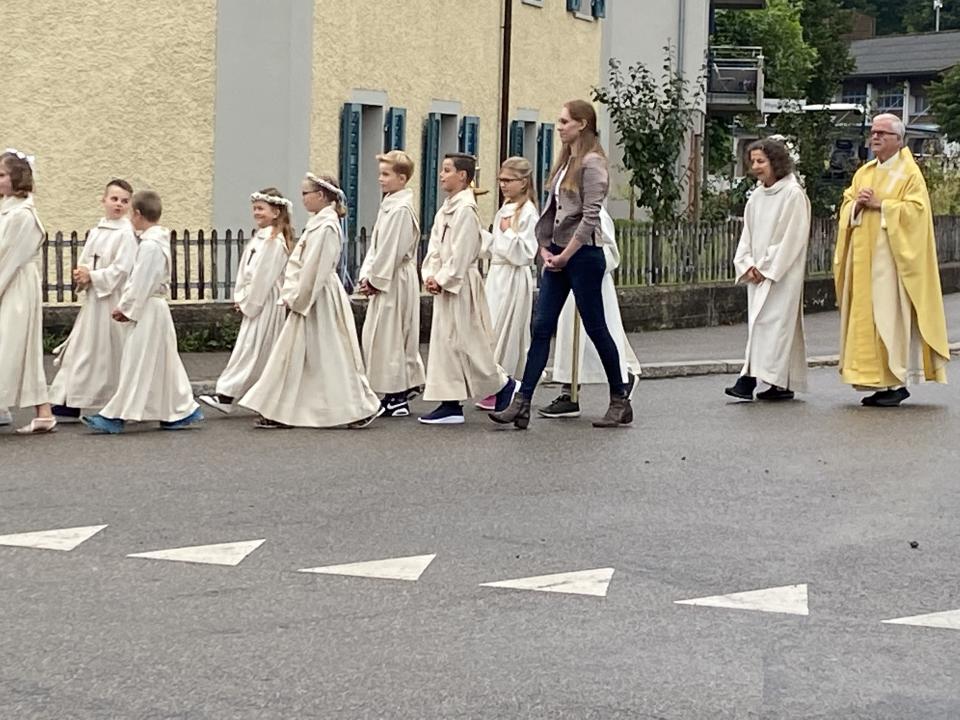 Einzug Dussnanger Kinder