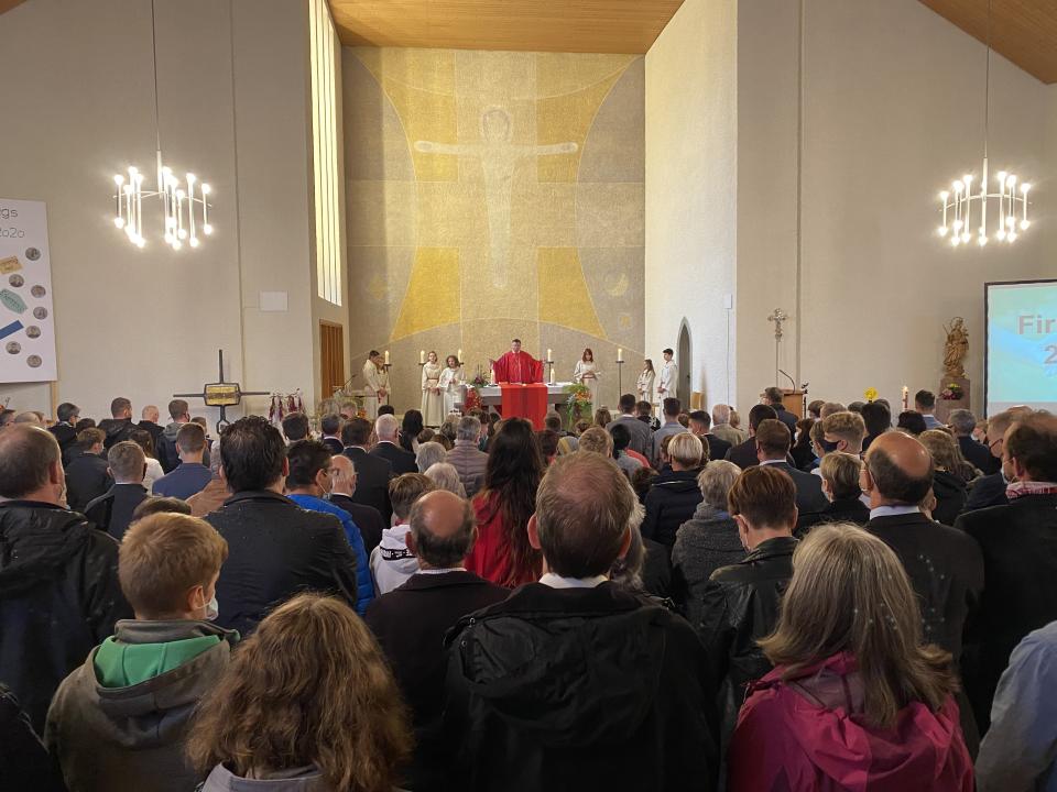 Firmung mit Bischofsvikar Hanspeter Wasmer