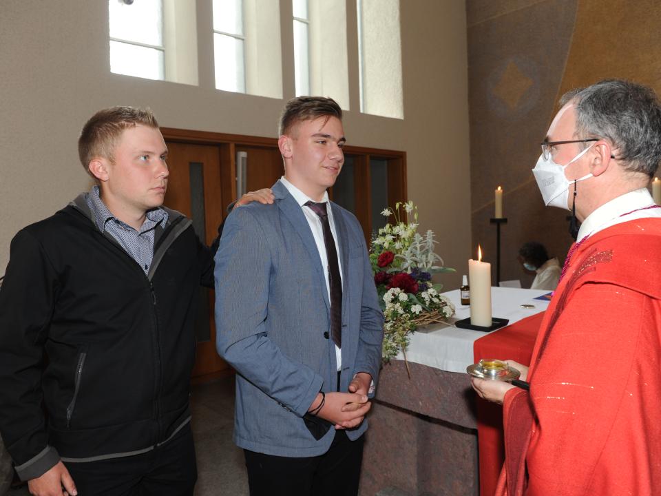 Spendung des Firmsakraments