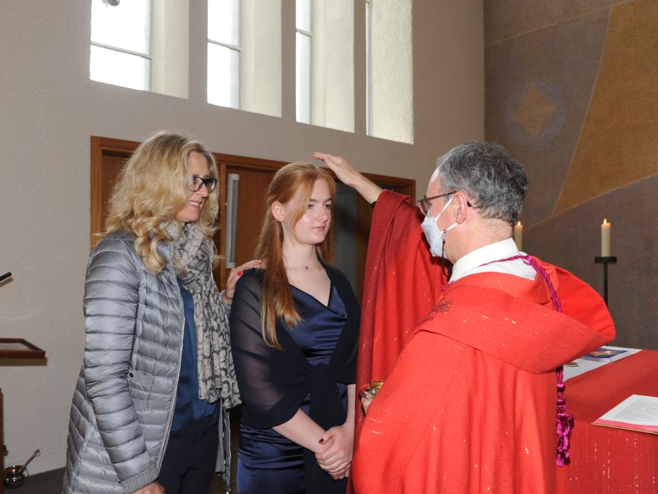 Spendung des Firmsakraments