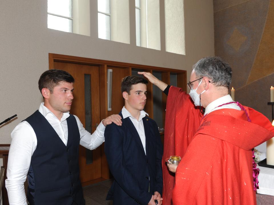 Spendung des Firmsakraments