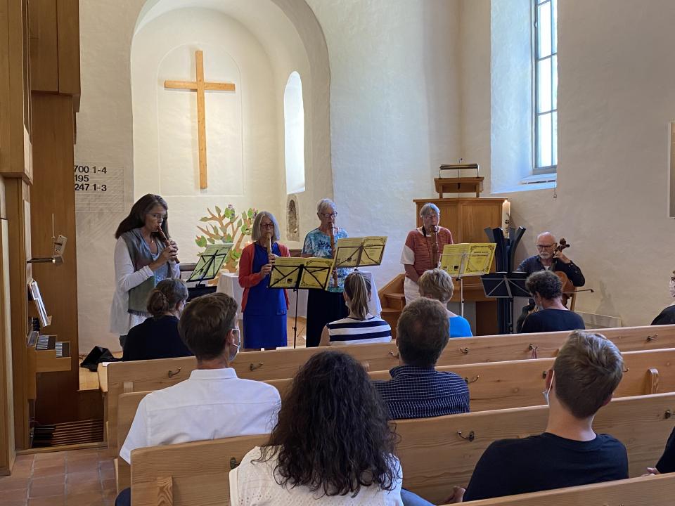 Flöten-Ensemble bei der Abschlussfeier von Pfarrerin Stuhlmann