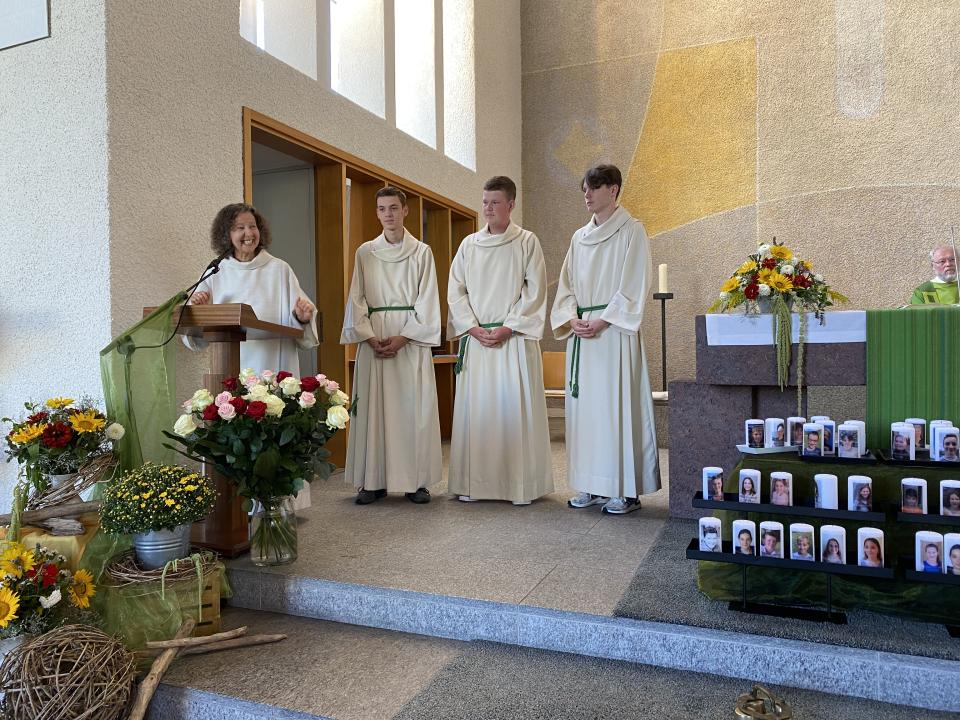 Verabschiedung von drei Minis