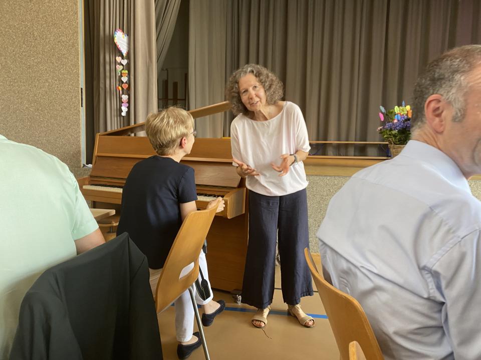 Gelöst und zufrieden