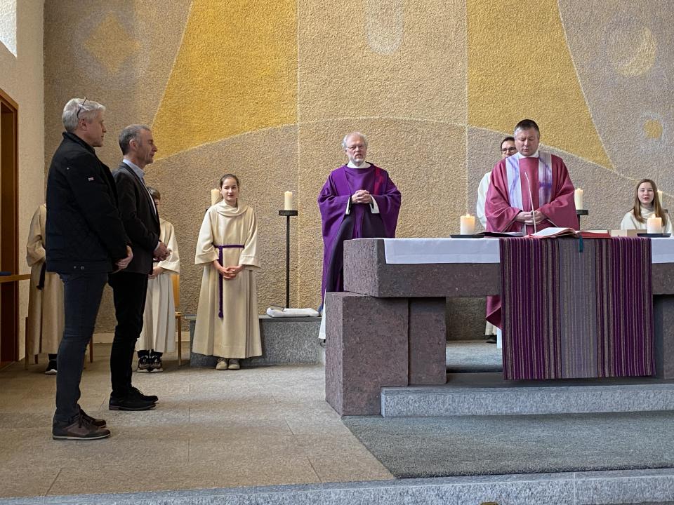 Glaubensbekenntnis vor Zeugen