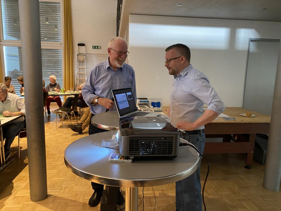 Bruno Flater im Gespräch mit Hr. Meile von der Kapo Thurgau