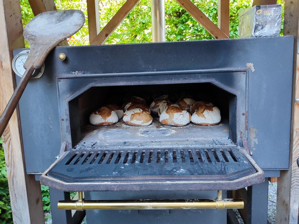 Es riecht aus dem Holzofen