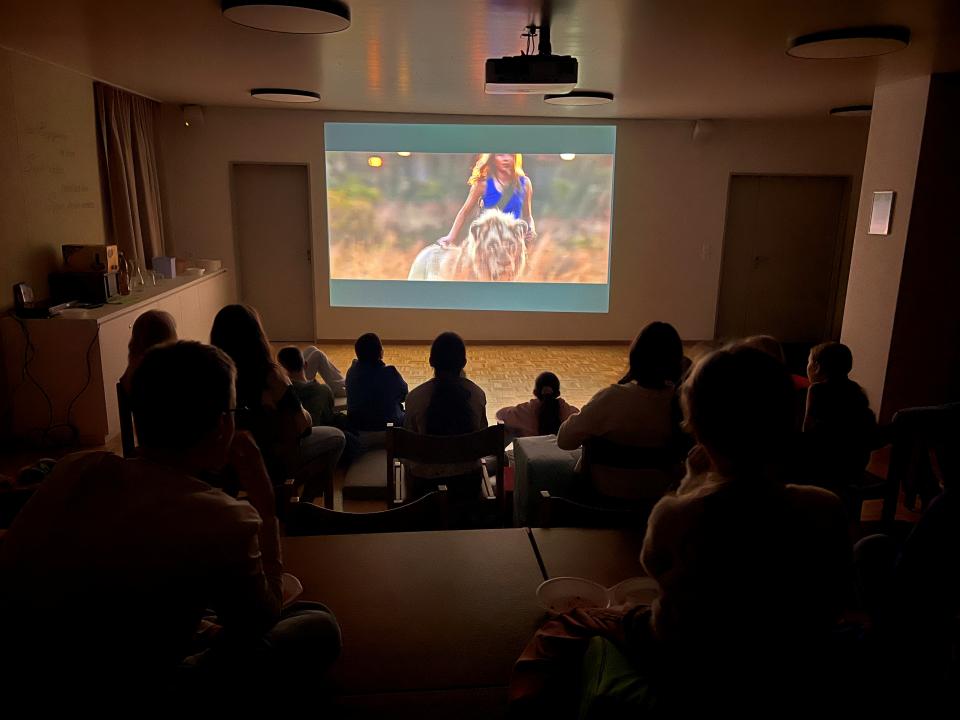 Spannende Filme beim Filmabend der Minis