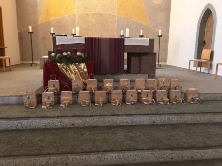 Adventslichter auf Wanderschaft