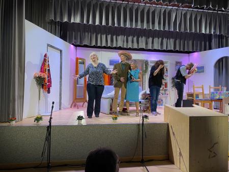 Seniorentheater amüsant und kurzweilig