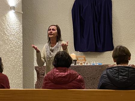 Ukrainische Teilnehmerin singt das Halleluja