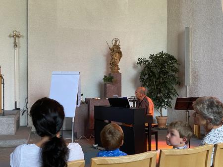 Peter Baumann souverän am E-Piano