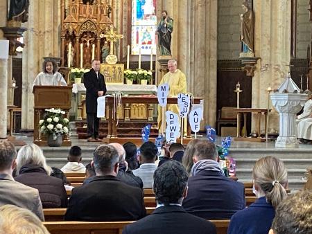 Evangelium "Auf dem Weg mit den Emausjüngern"