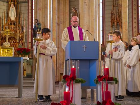 Evangelium verlesen durch Bruder Leo Gauch