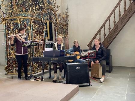 Jahrmarktsonntag mit Familiengottesdienst