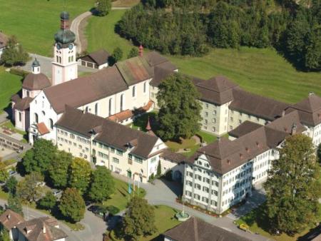 Herzlich willkommen im Kloster Fischingen