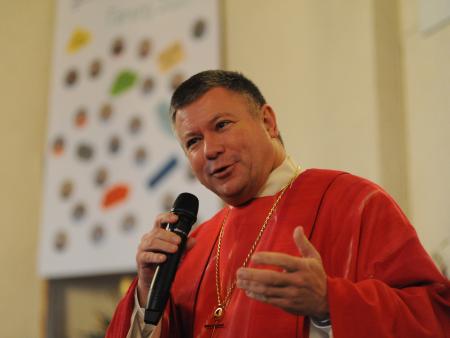 "Hl. Geist macht Feuer unter dem Hintern"