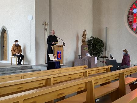 Pater Gregor über die Bedeutung der Zahl 10