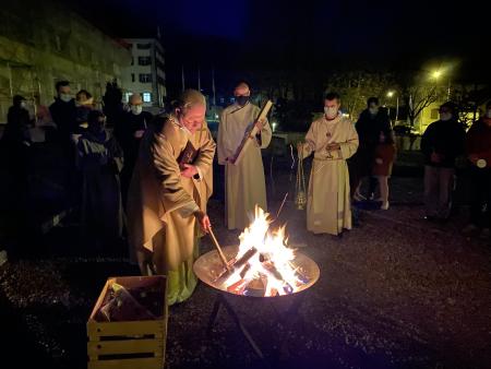 Entzündung der Osterkerze
