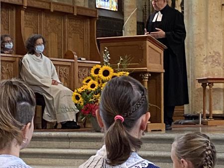 Pfr. Appl am Ambo, D. Albus im Chor