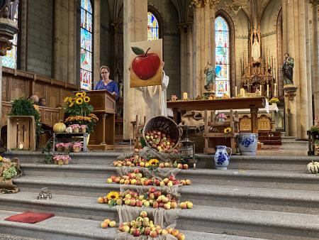 Ein Apfel zum Erntedankfest