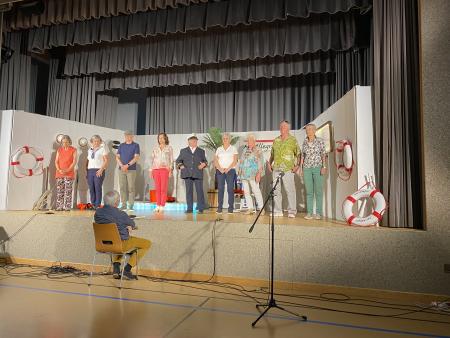 verdienter Applaus für die Schauspielenden