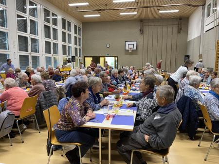 mit guter Beteiligung