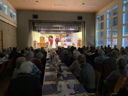 volle Turnhalle