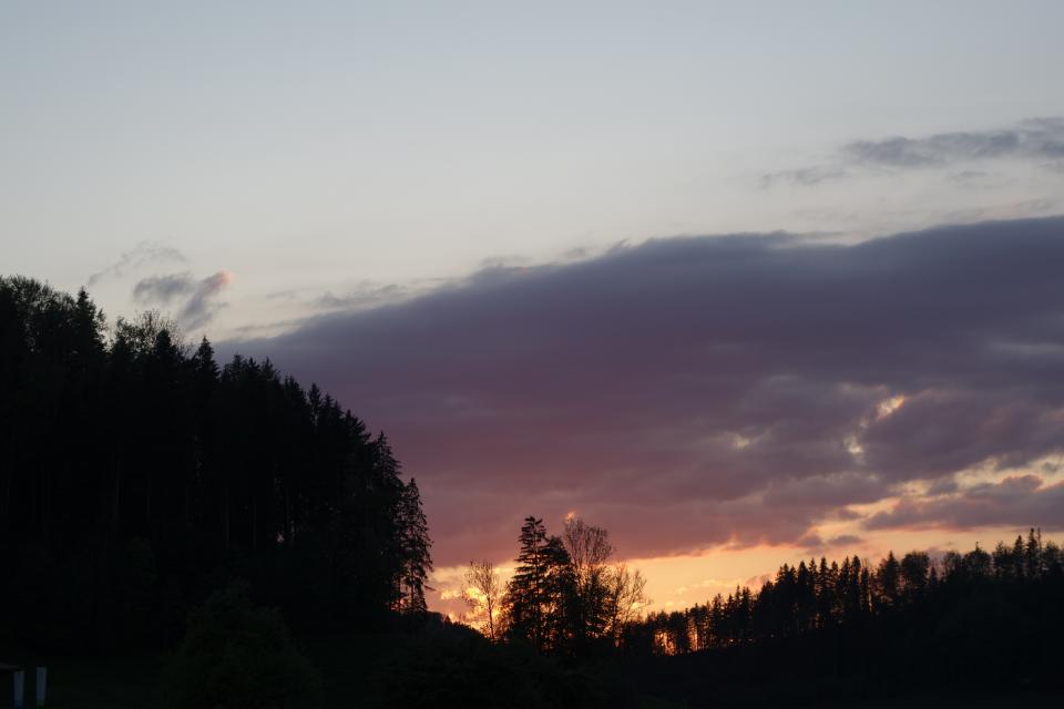 Sonnenaufgang in der Gemeinde/Foto cw